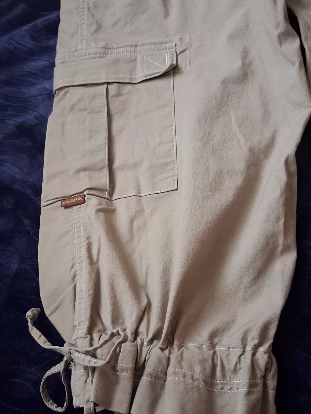 PrAna Cargo Capris L khaki twill Never Worn - Picture 6 of 9